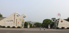 校门